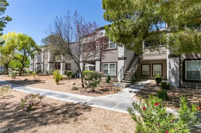MLS: 2784864 Condo For Sale