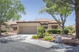 Photo #3: 2784897 Listing