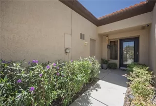 Photo #4: 2784897 Listing