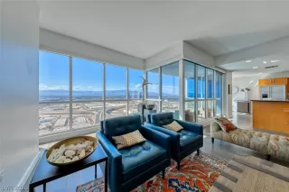 Photo #1: 2784899 Listing