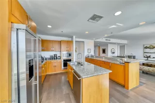 Photo #4: 2784899 Listing