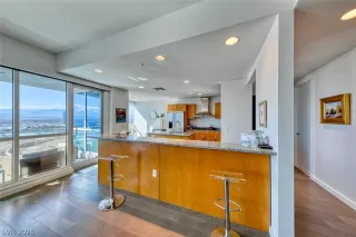 Photo #6: 2784899 Listing