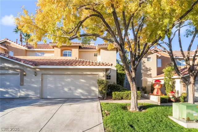 MLS: 2784913 Condo For Sale