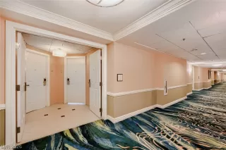 Photo #2: 2784983 Listing