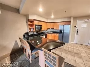 Photo #3: 2785035 Listing