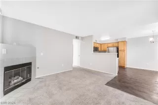 Photo #6: 2785044 Listing