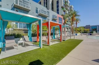 Photo #4: 2785047 Listing
