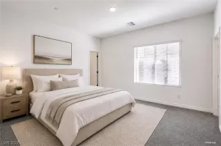 Photo #2: 2785067 Listing