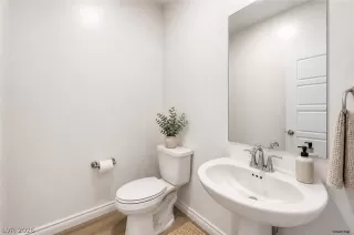 Photo #5: 2785067 Listing