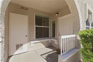 Photo #2: 2785108 Listing