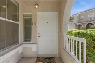 Photo #3: 2785108 Listing