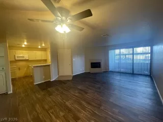Photo #2: 2785123 Listing