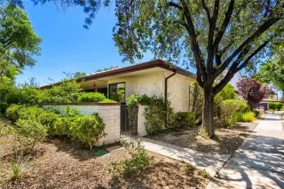 Photo #5: 2785168 Listing