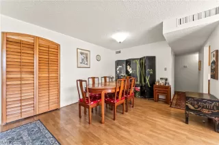 Photo #5: 2785169 Listing