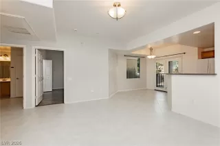Photo #6: 2785180 Listing