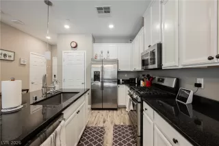 Browse active condo listings in WATERMARKE AT MOUNTAINS EDGE