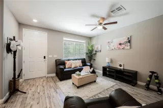 Photo #2: 2785230 Listing