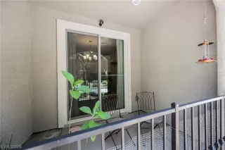 Photo #5: 2785230 Listing