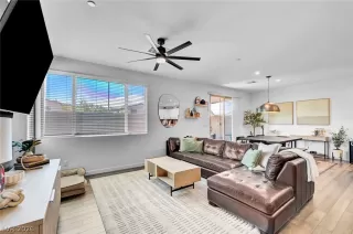 Photo #2: 2785268 Listing 