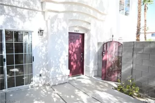 Photo #4: 2785327 Listing