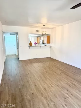 Photo #1: 2785335 Listing
