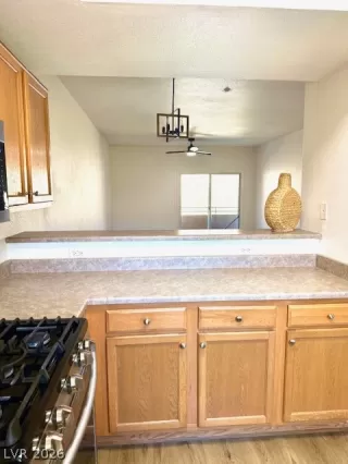 Photo #6: 2785335 Listing