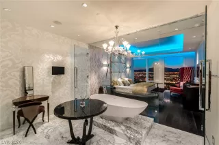 Photo #5: 2785368 Listing