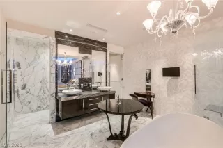 Photo #6: 2785368 Listing