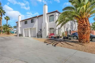 Photo #1: 2785420 Listing