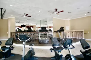 Photo #3: 2785426 Listing