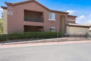 Photo #1: 2785433 Listing