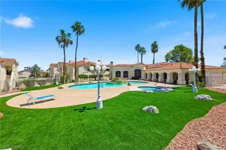 Photo #4: 2785468 Listing