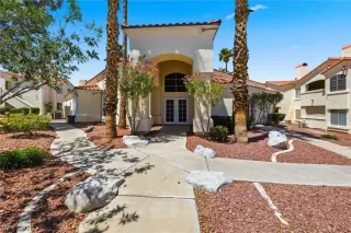 Photo #5: 2785468 Listing