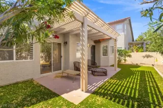 Photo #2: 2785479 Listing