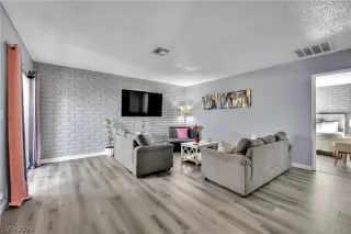 Photo #1: 2785518 Listing