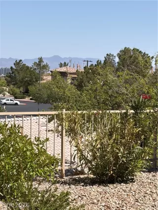 Photo #5: 2785530 Listing 