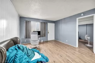 Photo #5: 2785542 Listing