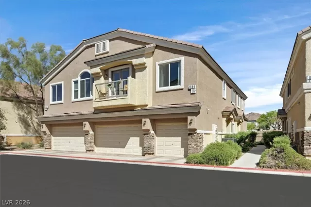 MLS: 2785626 Condo For Sale