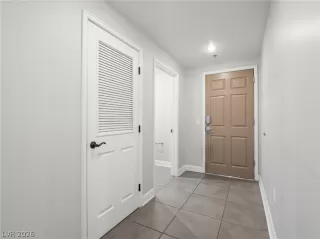 Photo #3: 2785639 Listing