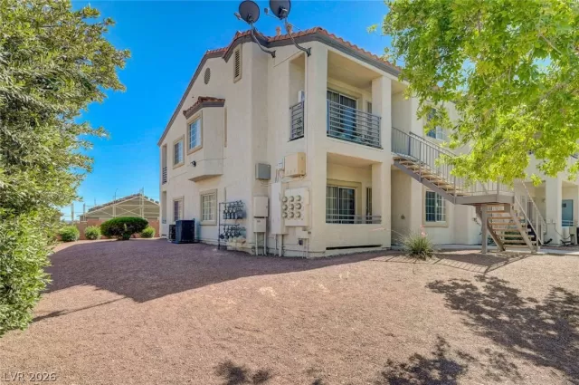 MLS: 2785735 Condo For Sale
