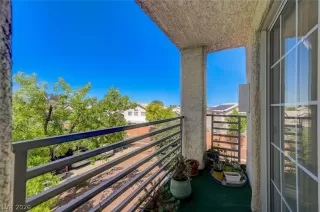 Photo #2: 2785735 Listing