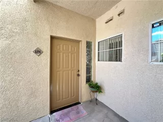 Photo #1: 2785860 Listing