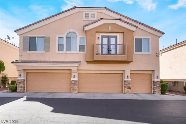 MLS: 2785904 Condo For Sale