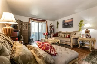 Photo #6: 2785923 Listing 