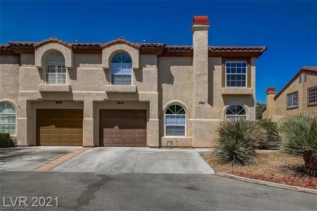MLS: 2785945 Condo For Sale