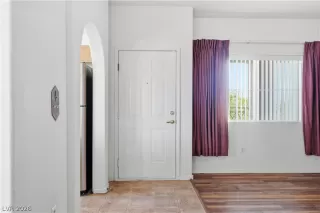 Photo #3: 2785968 Listing 