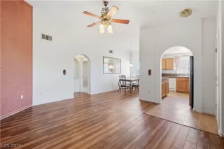 Photo #5: 2785968 Listing 