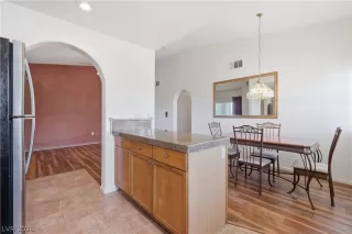 Photo #6: 2785968 Listing 