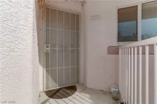 Photo #1: 2785969 Listing