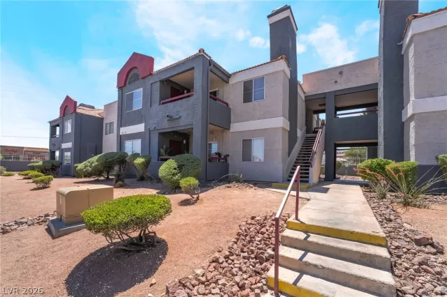 MLS: 2786016 Condo For Sale